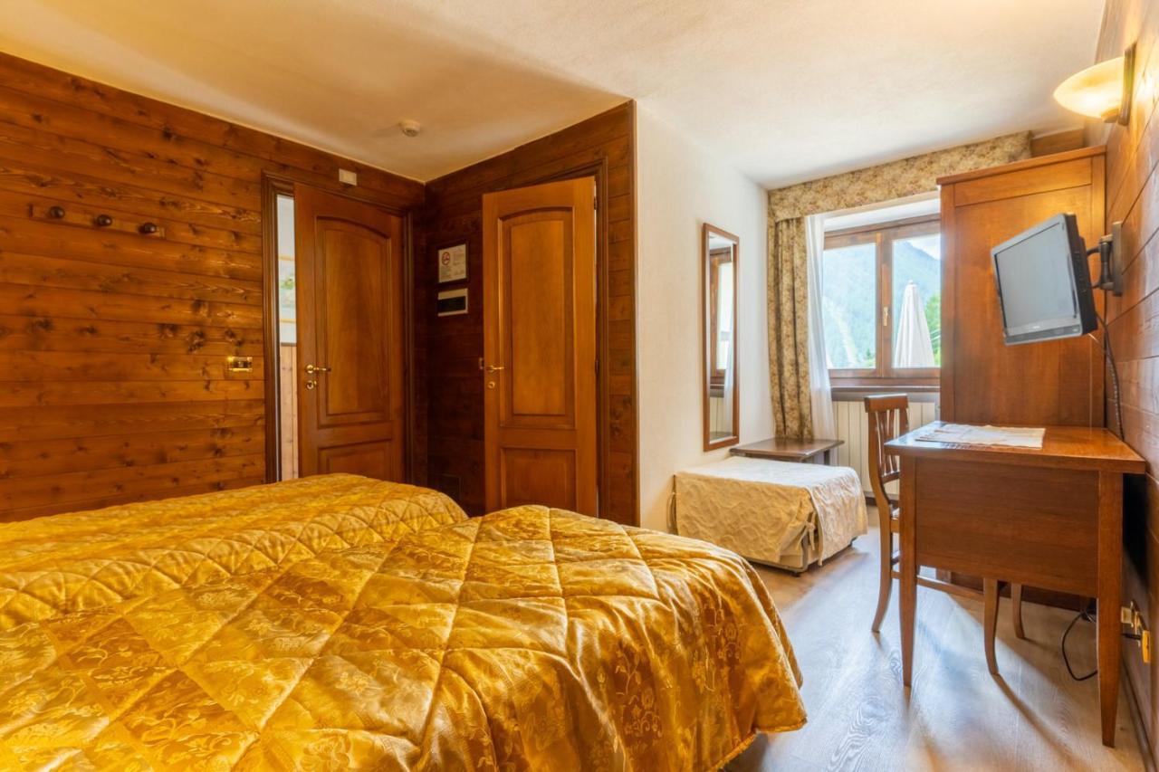 Hotel Des Alpes 상레미 앙보스 외부 사진