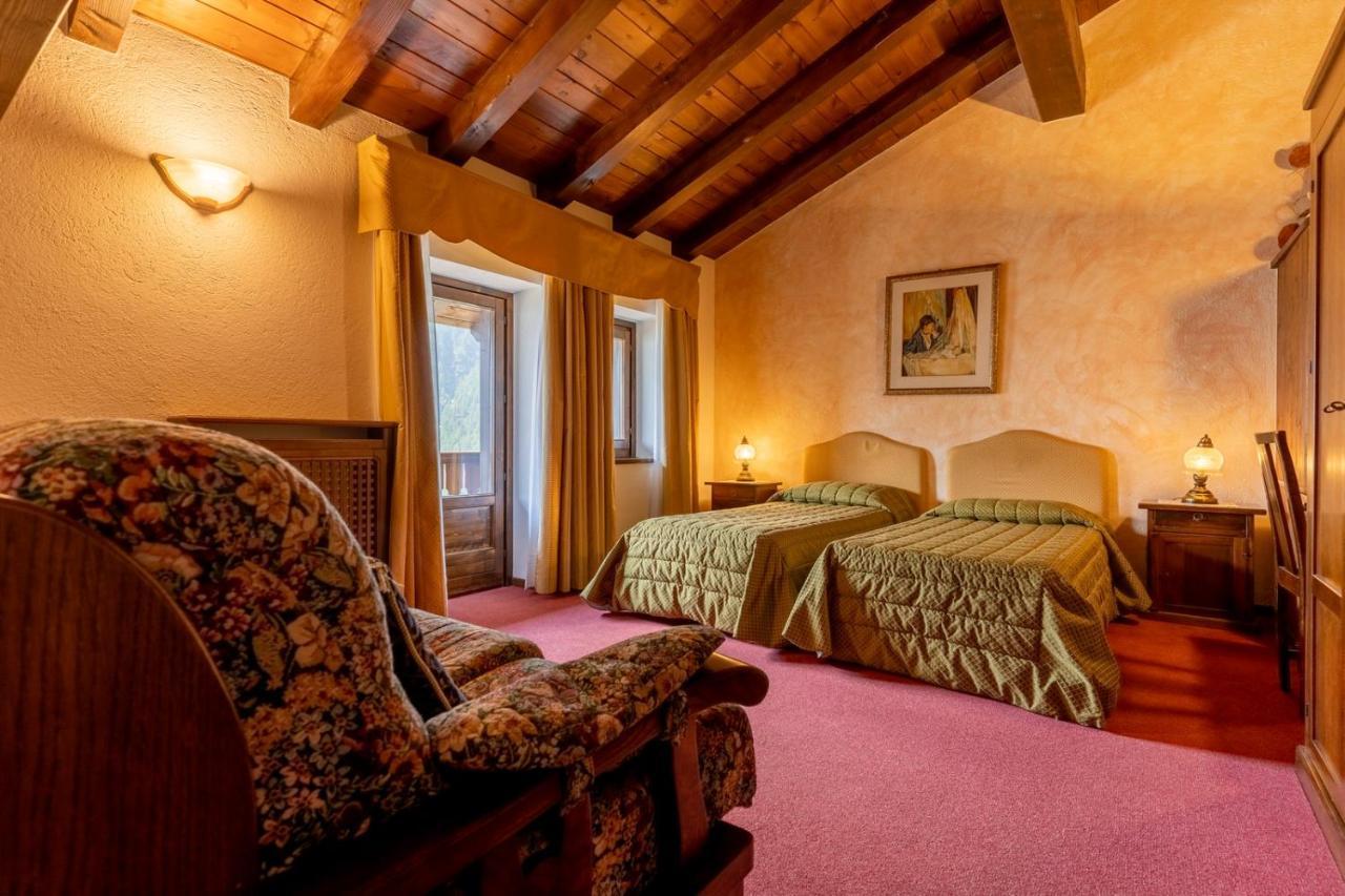 Hotel Des Alpes 상레미 앙보스 외부 사진