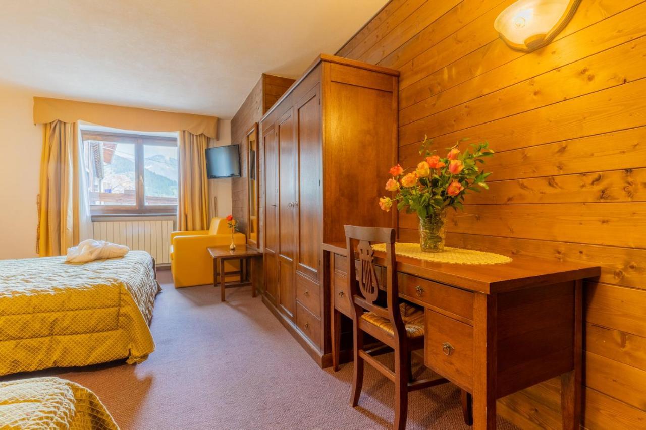 Hotel Des Alpes 상레미 앙보스 외부 사진