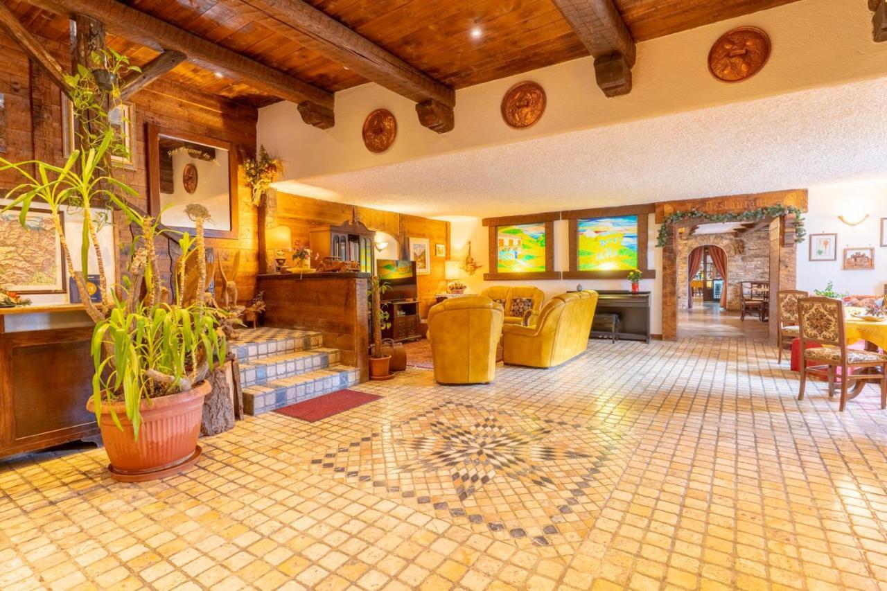 Hotel Des Alpes 상레미 앙보스 외부 사진