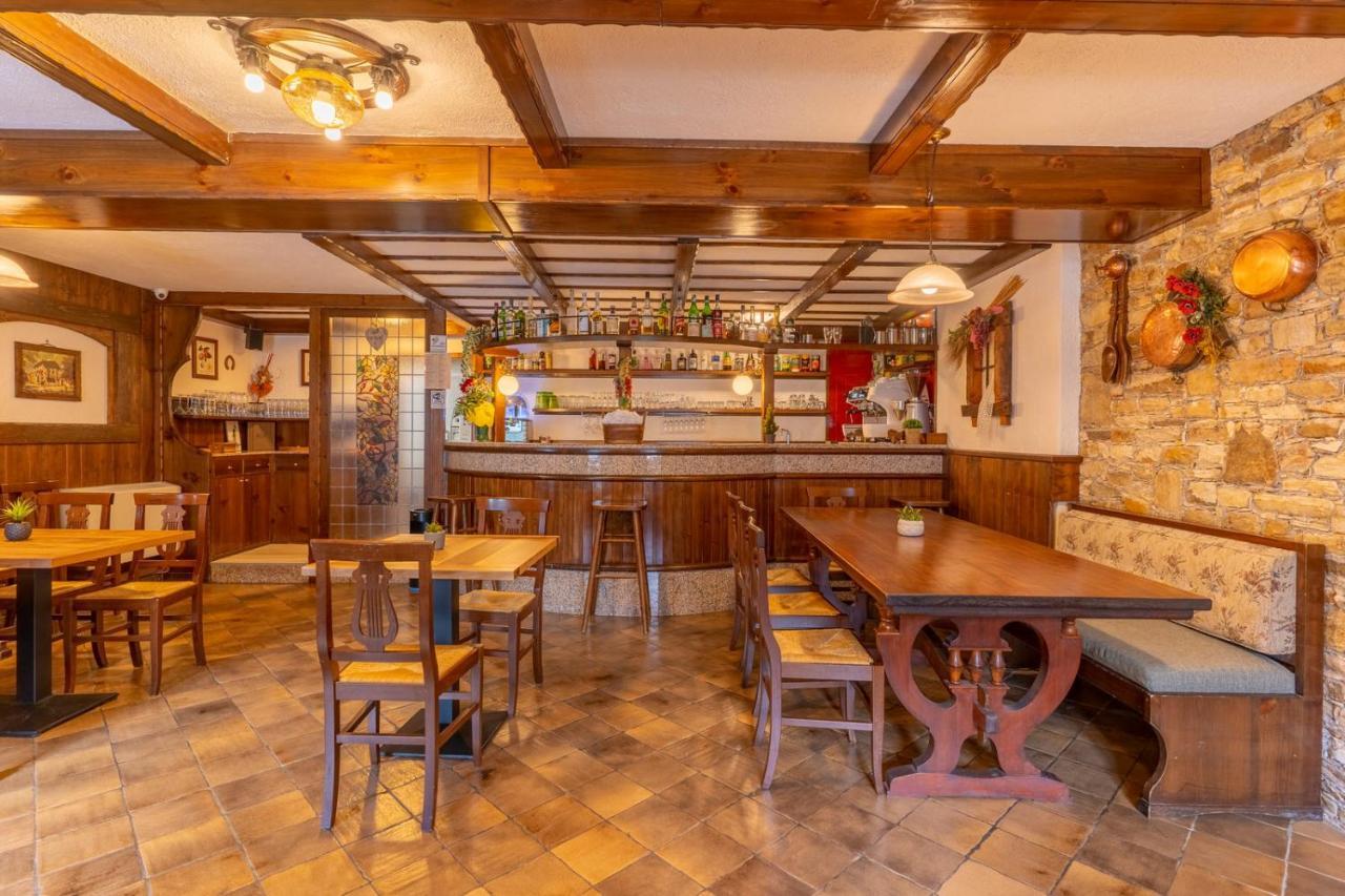 Hotel Des Alpes 상레미 앙보스 외부 사진
