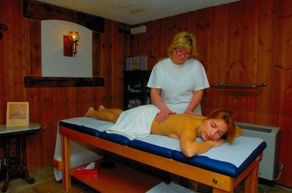 Hotel Des Alpes 상레미 앙보스 외부 사진